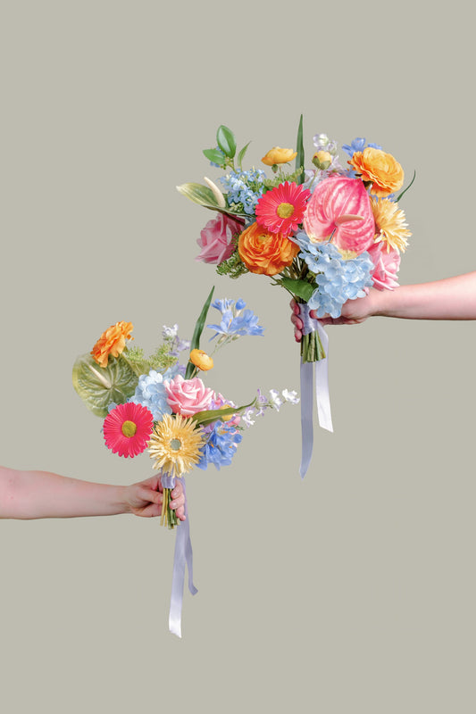 Bold Love - Bridesmaid Bouquet
