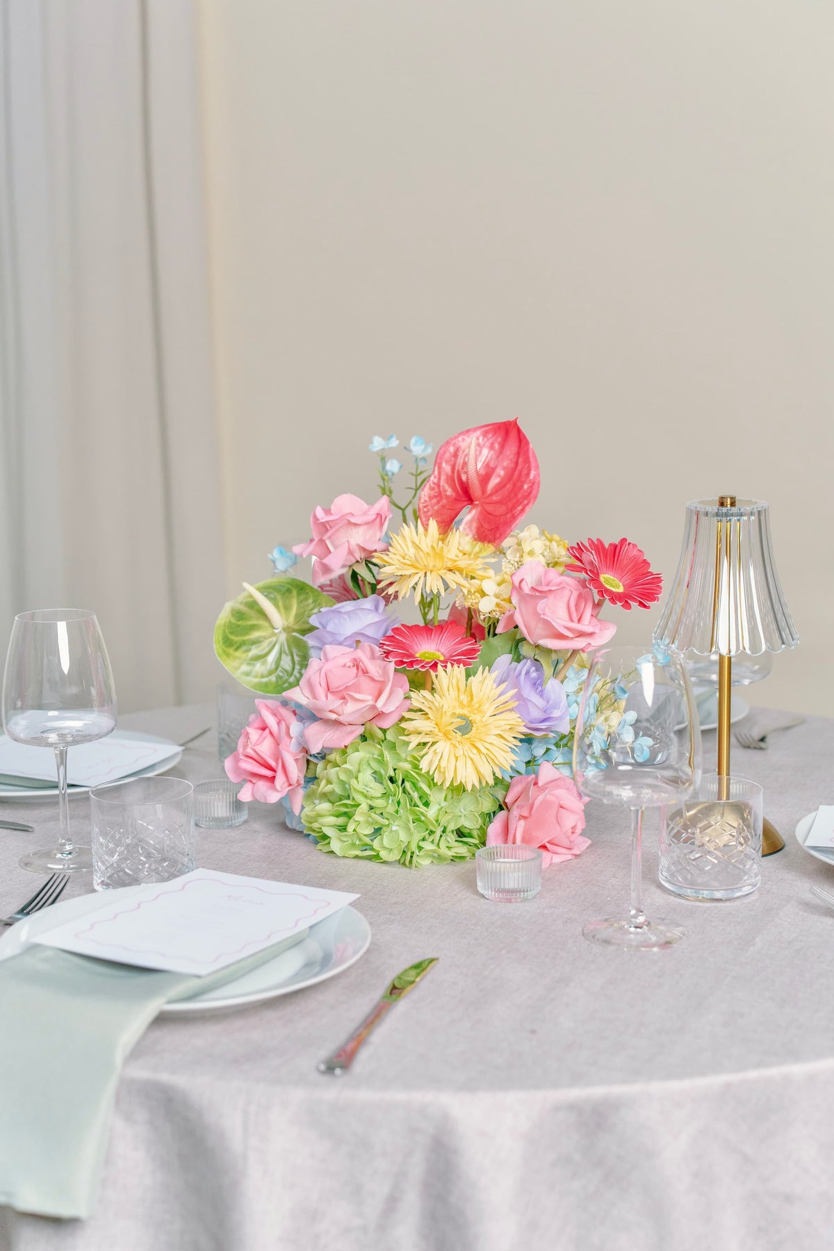 Bold Love - Table Centerpiece