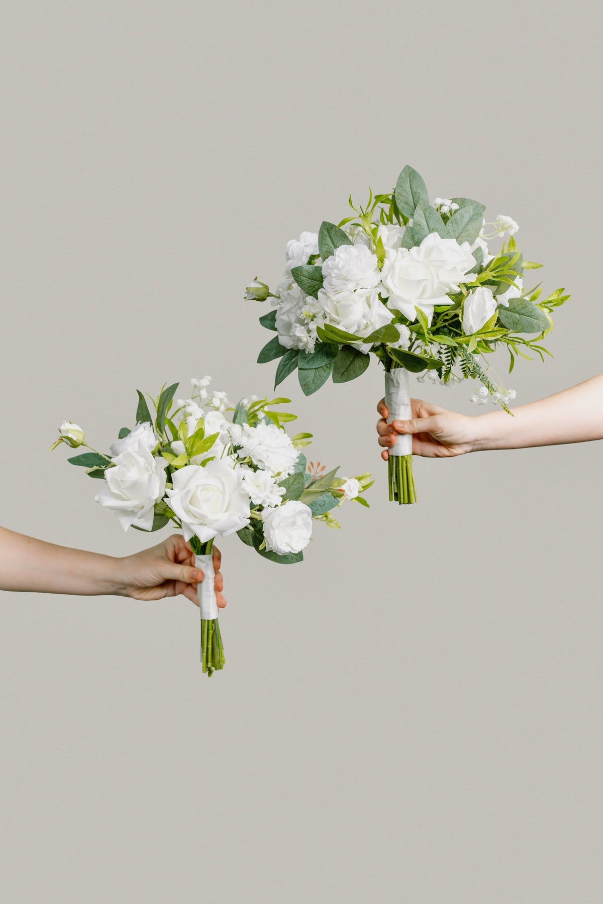 White Dream - Bridesmaid Bouquet