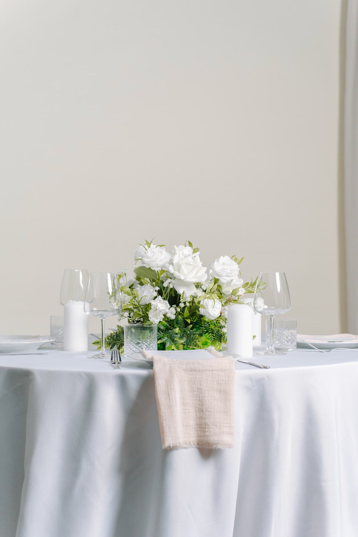 White Dream - Table Centerpiece